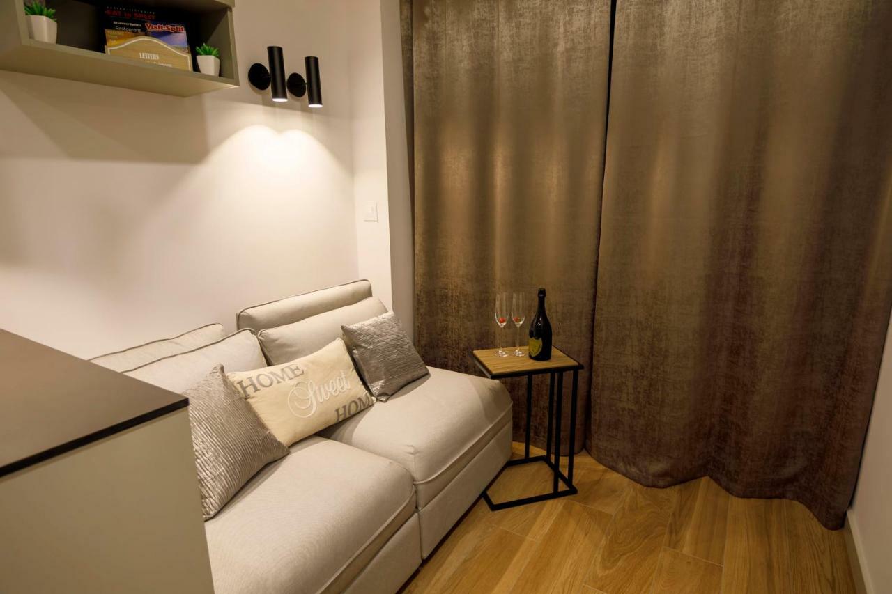 Le Soleil Rooms Split Exterior photo