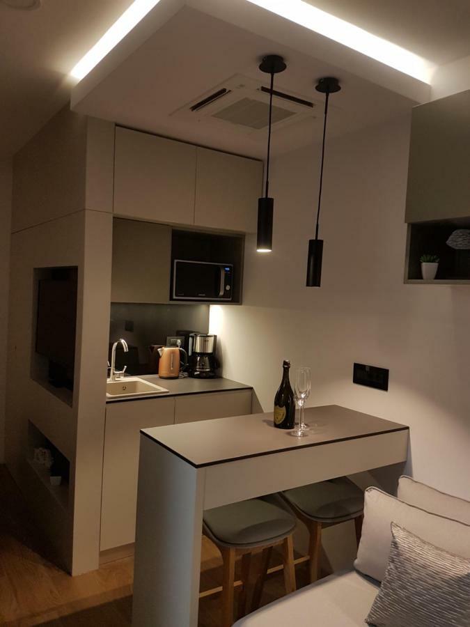 Le Soleil Rooms Split Exterior photo